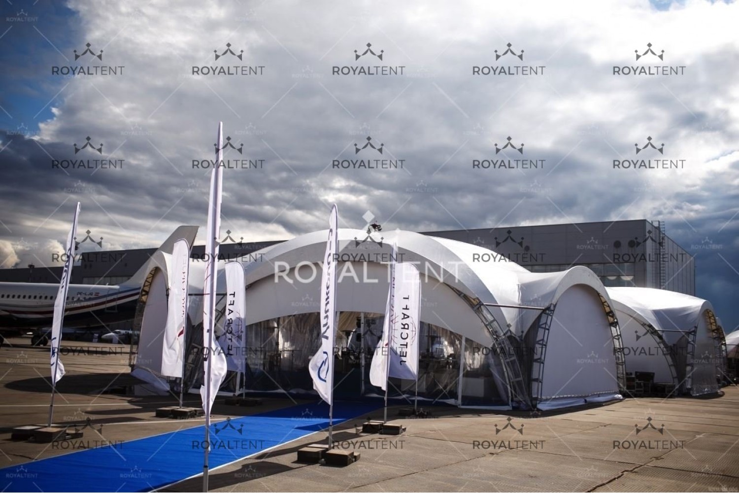 Шатры RoyalTent для аэропорта Внуково VIP